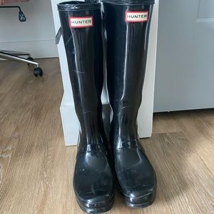Black Wide Calf Hunter Boots